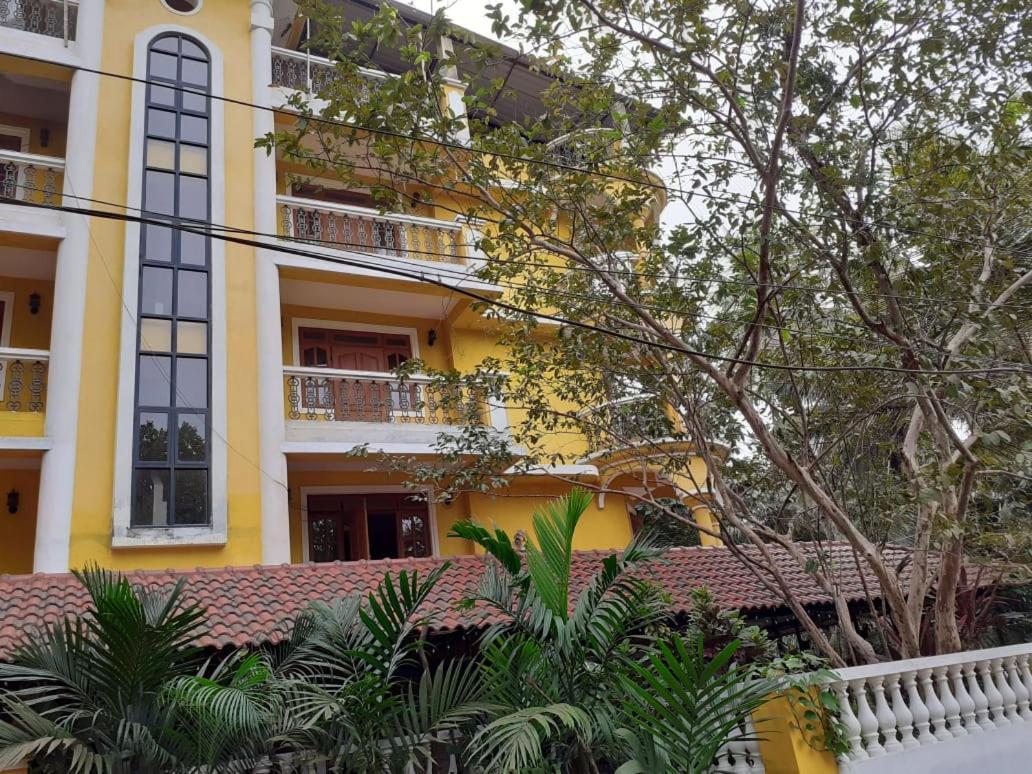Antonio'S Residency Goa Hotell Betalbatim Eksteriør bilde