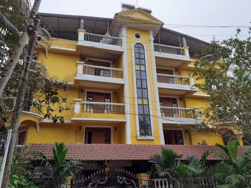 Antonio'S Residency Goa Hotell Betalbatim Eksteriør bilde